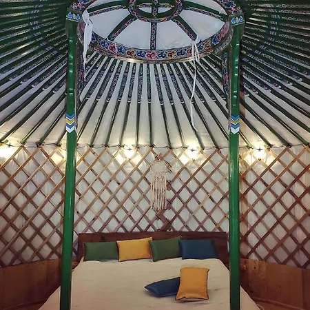 Luxury tent Pokojczech Yurt Rokytnice nad Jizerou