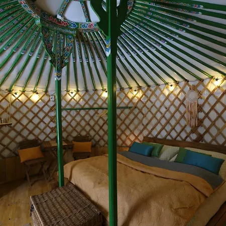 Luxusní stan Pokojczech Yurt